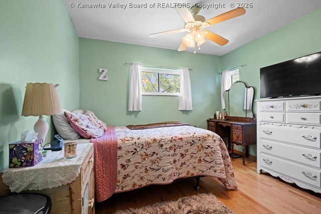 814 Sweet Acres Drive, St Albans, WV 25177