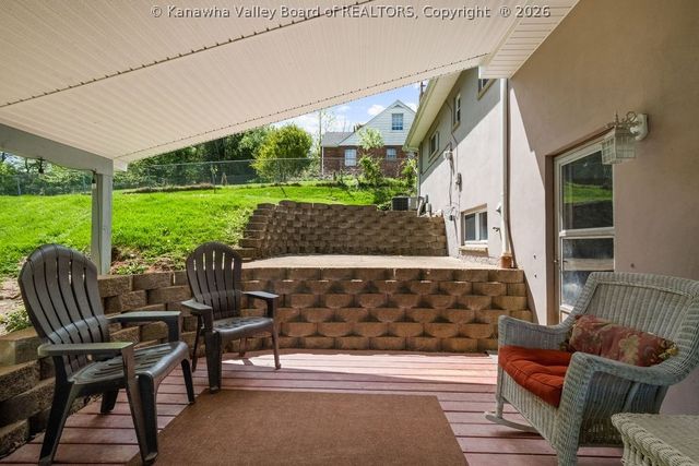 814 Sweet Acres Drive, St Albans, WV 25177