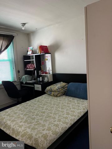 7020 W PASSYUNK AVE, Philadelphia, PA 19142