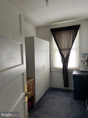 7020 W PASSYUNK AVE, Philadelphia, PA 19142