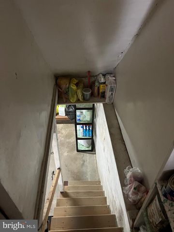 7020 W PASSYUNK AVE, Philadelphia, PA 19142