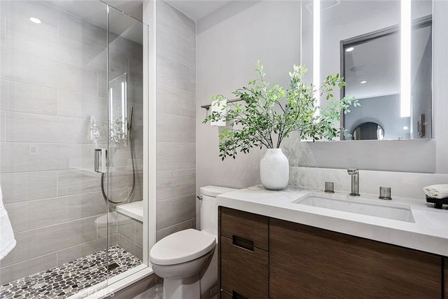216 4th, Manhattan Beach, CA 90266
