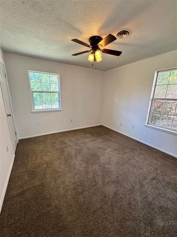 4313 NW Pollard Ave, Lawton, OK 73505