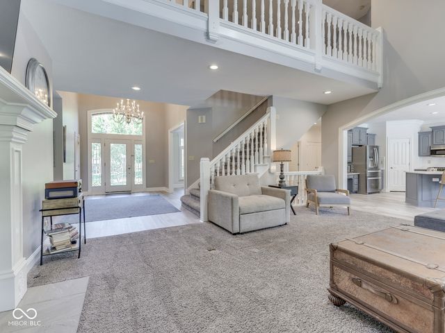 3933 Eagle Trace, Greenwood, IN 46143