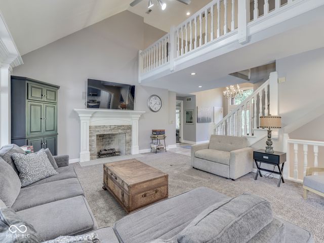 3933 Eagle Trace, Greenwood, IN 46143