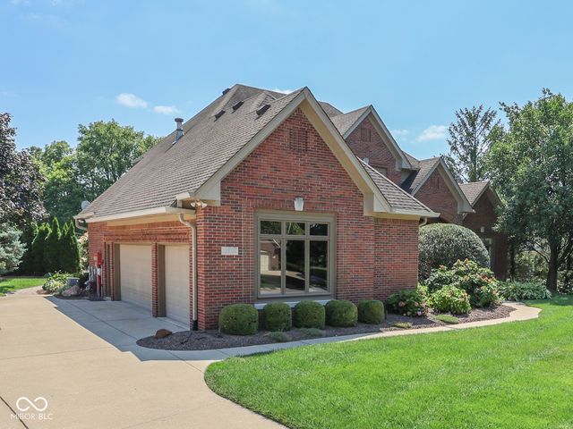 3933 Eagle Trace, Greenwood, IN 46143