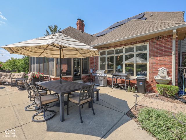 3933 Eagle Trace, Greenwood, IN 46143