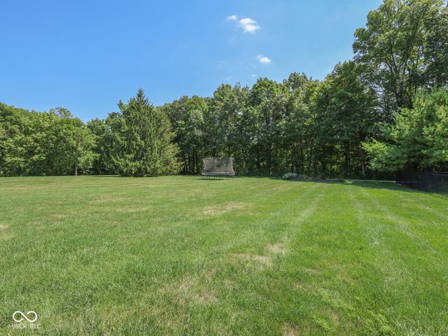 3933 Eagle Trace, Greenwood, IN 46143