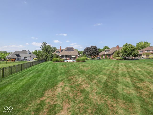 3933 Eagle Trace, Greenwood, IN 46143
