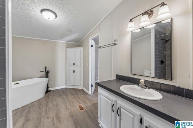 3299 GRAVES GAP ROAD, Hayden, AL 35079