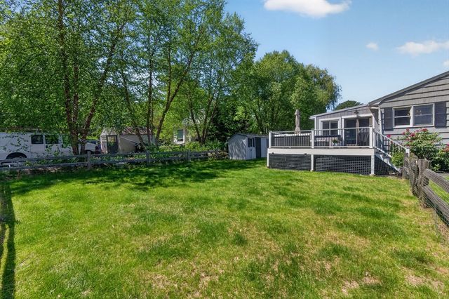 60 Riverview Cir, Wayland, MA 01778