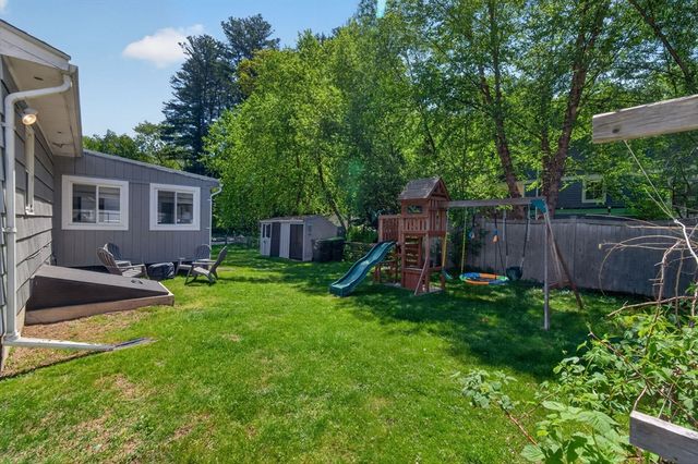 60 Riverview Cir, Wayland, MA 01778