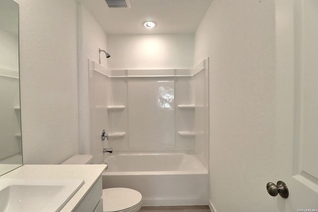 551 RIVER RUN WAY, San Antonio, TX 78219