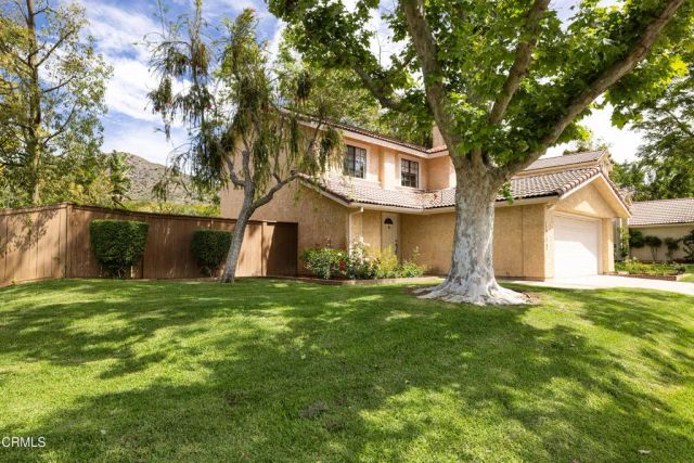 6713 Singletree Lane, Oak Park, CA 91377