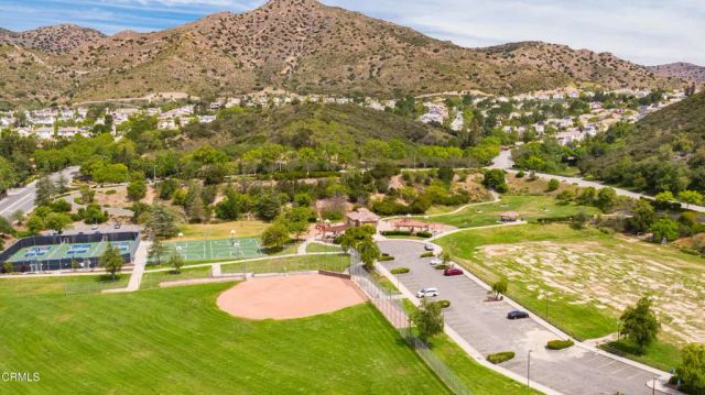 6713 Singletree Lane, Oak Park, CA 91377