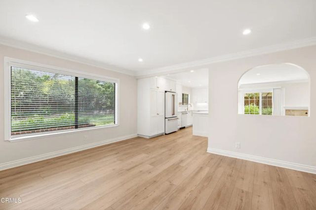 6713 Singletree Lane, Oak Park, CA 91377