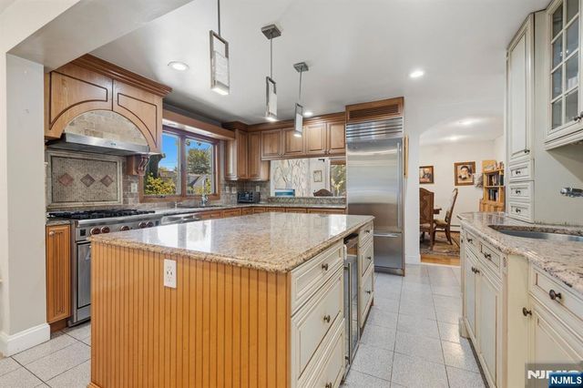 32-03 Norwood Drive, Fair Lawn, NJ 07410