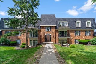 1900 King James Pky 303, Westlake, OH 44145
