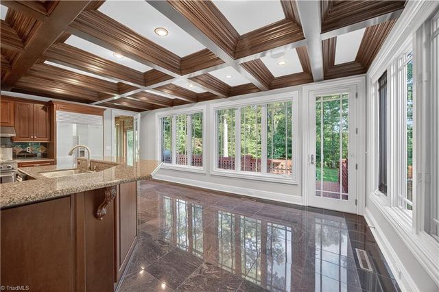 2730 Wellsprings Drive, Pfafftown, NC 27040