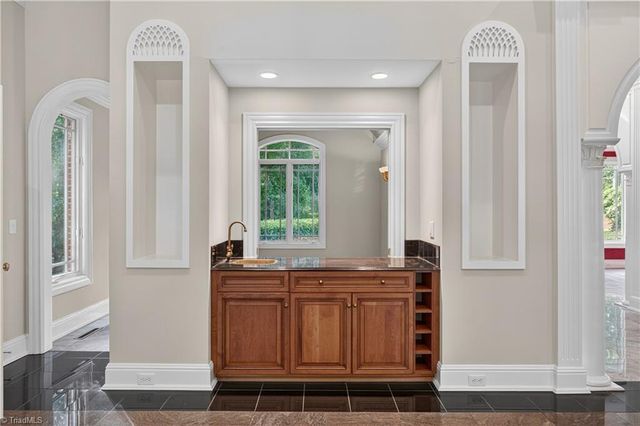 2730 Wellsprings Drive, Pfafftown, NC 27040