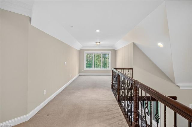 2730 Wellsprings Drive, Pfafftown, NC 27040