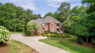 2730 Wellsprings Drive, Pfafftown, NC 27040