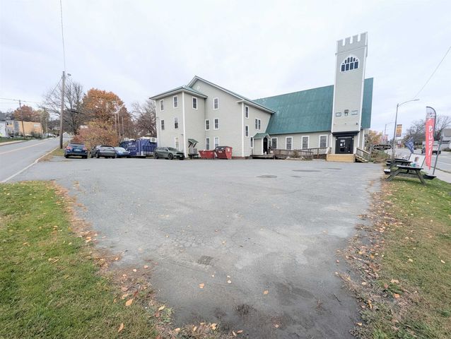 537 Railroad Street, St. Johnsbury, VT 05819