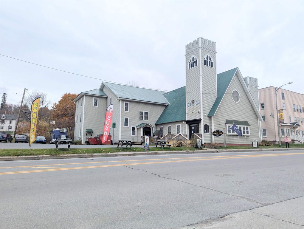 537 Railroad Street, St. Johnsbury, VT 05819