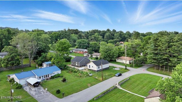 317 FUKERSON St, Tazewell, TN 37879