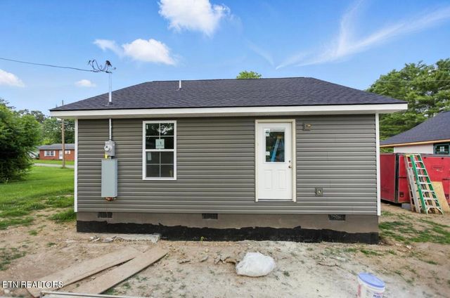 317 FUKERSON St, Tazewell, TN 37879
