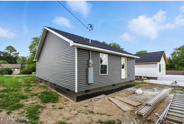 317 FUKERSON St, Tazewell, TN 37879