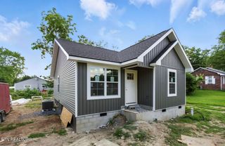 317 FUKERSON St, Tazewell, TN 37879