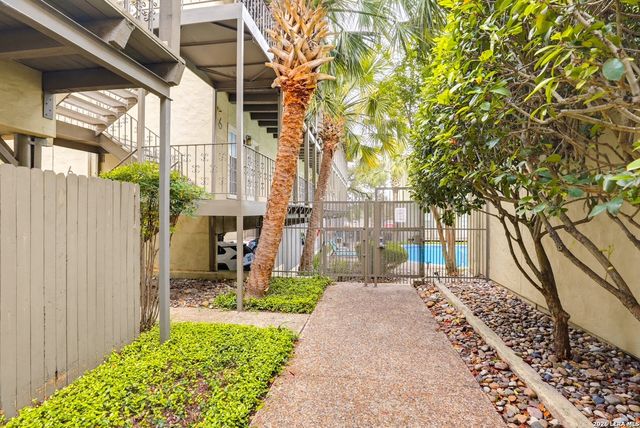 66 Brees Blvd Apt 66, San Antonio, TX 78209