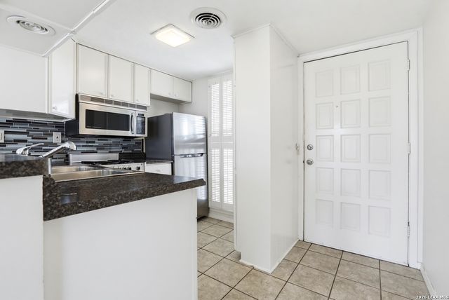 66 Brees Blvd Apt 66, San Antonio, TX 78209