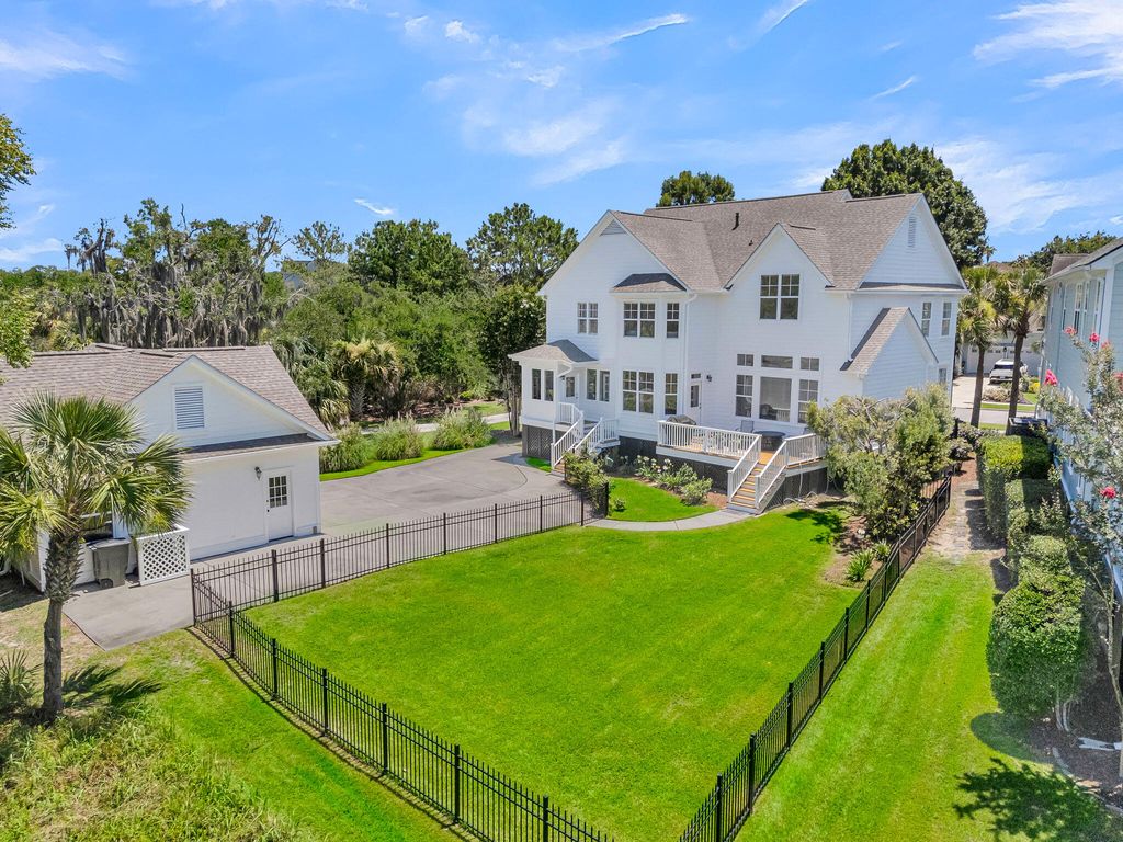 1105 Barfield Street, Daniel Island, SC 29492