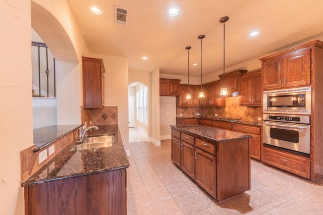 3517 Summerfield Drive, Plano, TX 75074