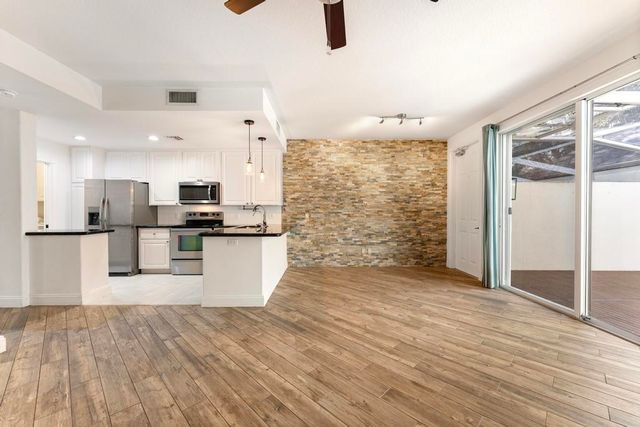 180 Freeport Drive, Jupiter, FL 33458