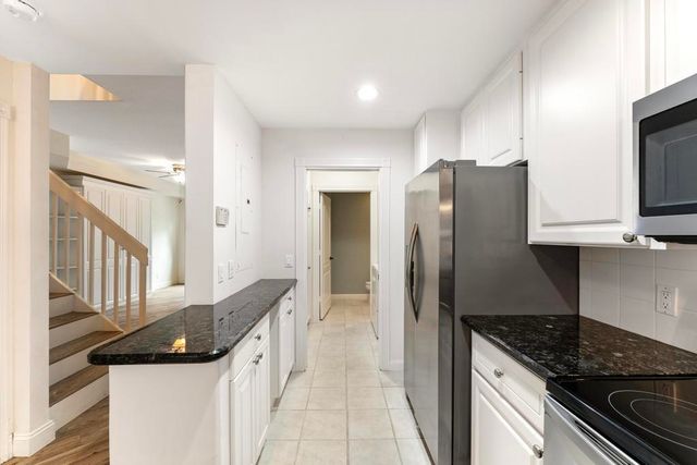 180 Freeport Drive, Jupiter, FL 33458