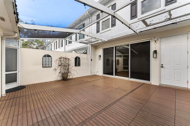 180 Freeport Drive, Jupiter, FL 33458