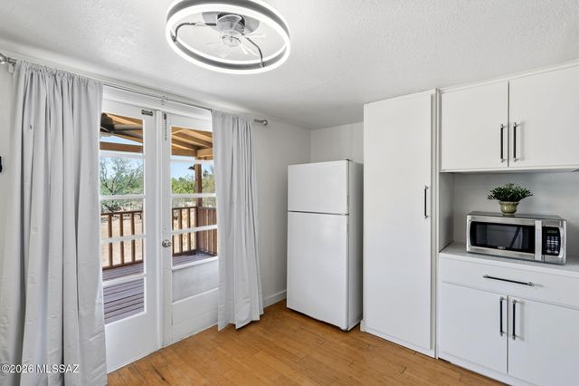 11165 W Anthony Drive, Tucson, AZ 85743