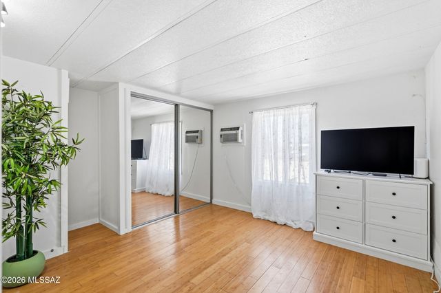11165 W Anthony Drive, Tucson, AZ 85743