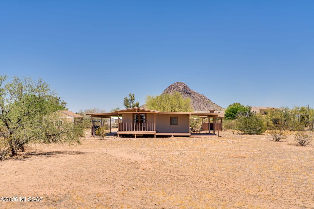 11165 W Anthony Drive, Tucson, AZ 85743