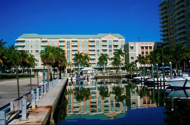 100 NE 6th Street PH5, Boynton Beach, FL 33435