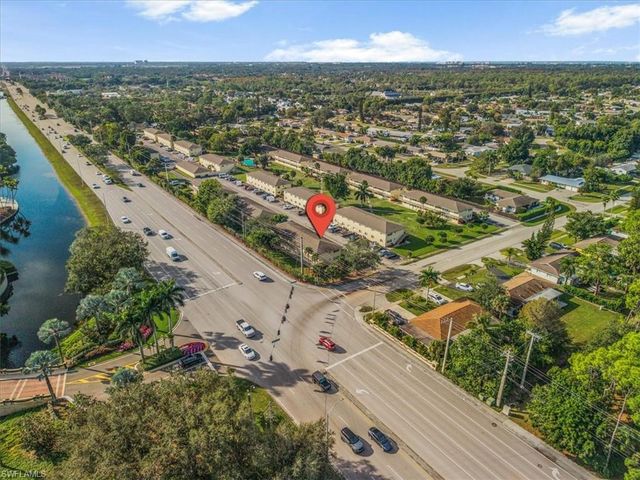 3325 Airport RD # U4, Naples, FL 34105