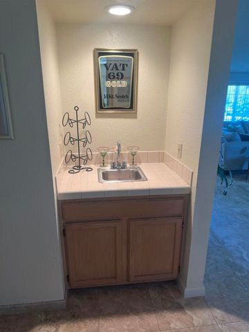 15595 Corte Montanoso, San Diego, CA 92127