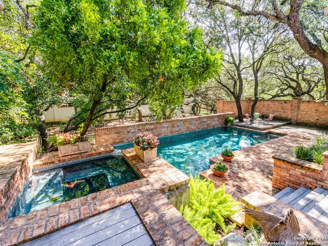 11607 Elm Ridge Rd, San Antonio, TX 78230