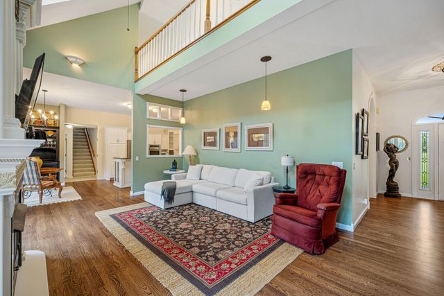 8334 Lawrence 2194, Monett, MO 65708