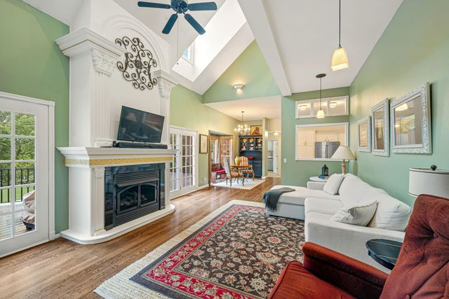 8334 Lawrence 2194, Monett, MO 65708