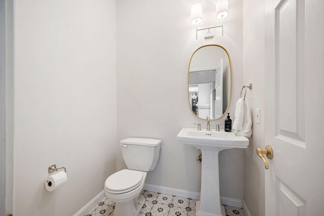 8334 Lawrence 2194, Monett, MO 65708