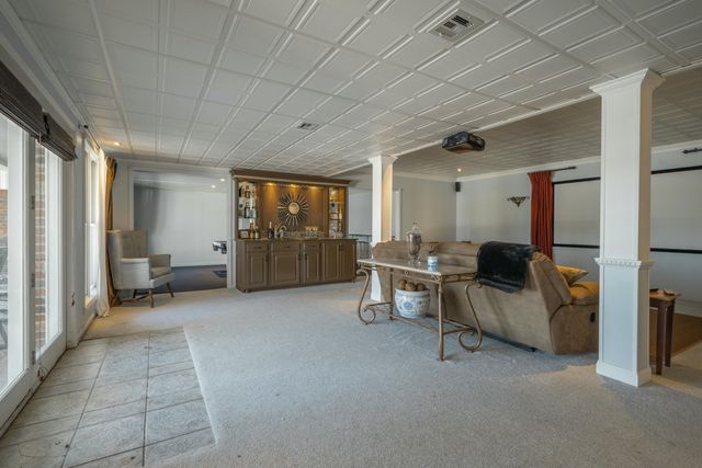 8334 Lawrence 2194, Monett, MO 65708